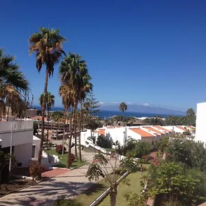 https://island-village-costa-adeje-tenerife-38660-6.tenerifehoteles.net